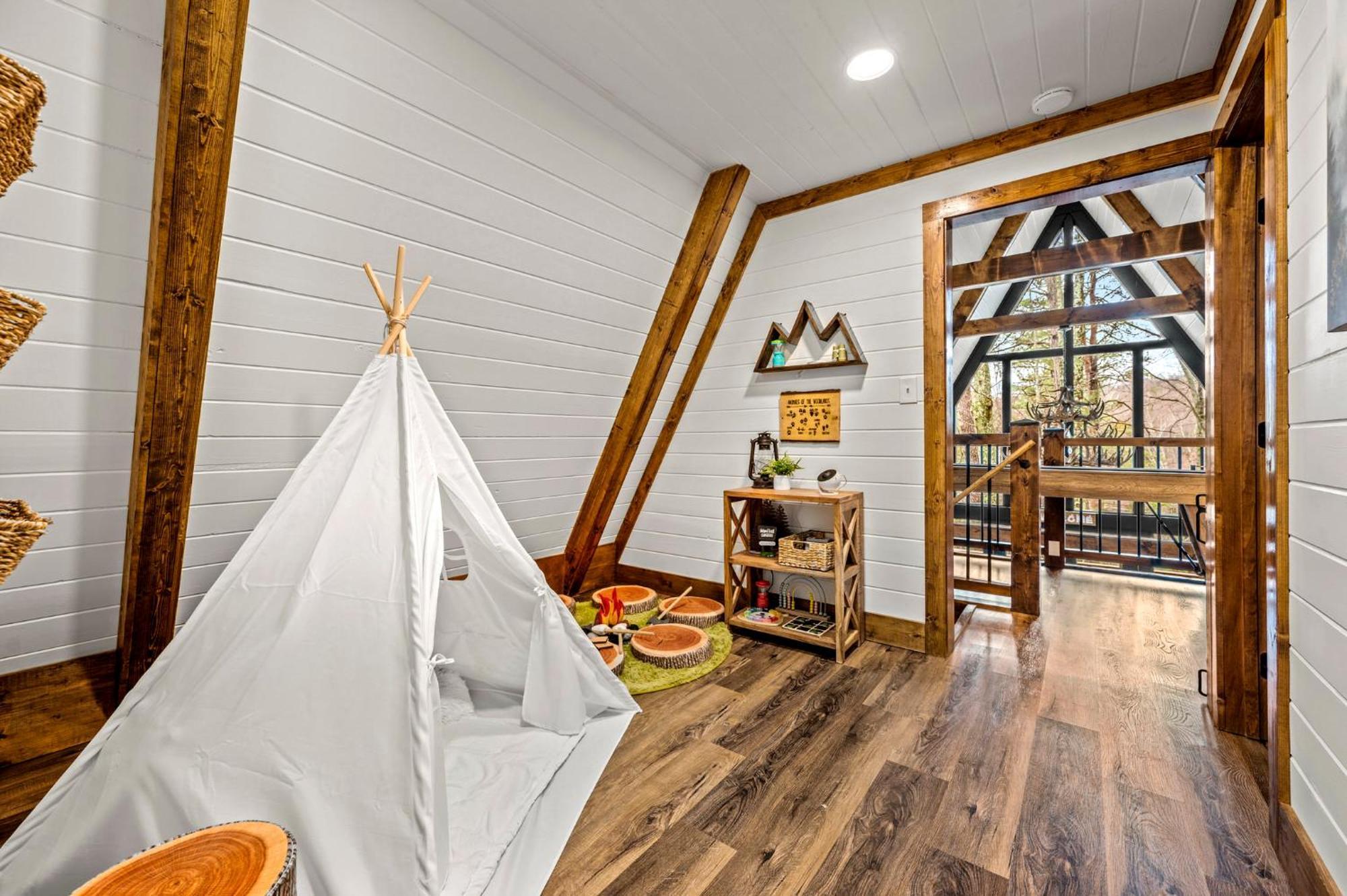 1Mile Downtown, Handicap Ramp, Hot Tub, Game Room Gatlinburg Exterior foto