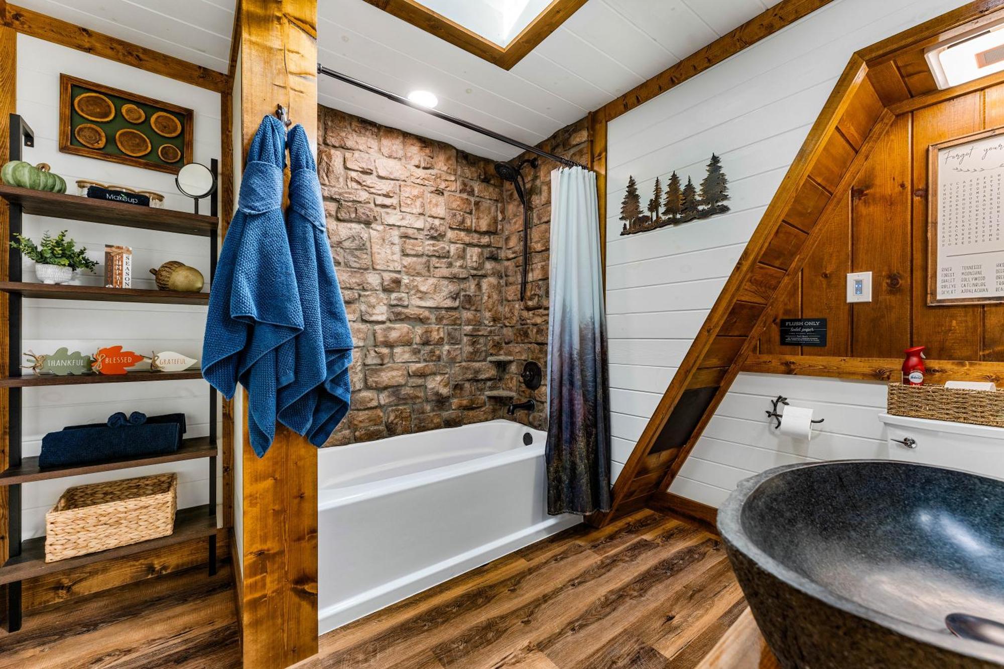 1Mile Downtown, Handicap Ramp, Hot Tub, Game Room Gatlinburg Exterior foto