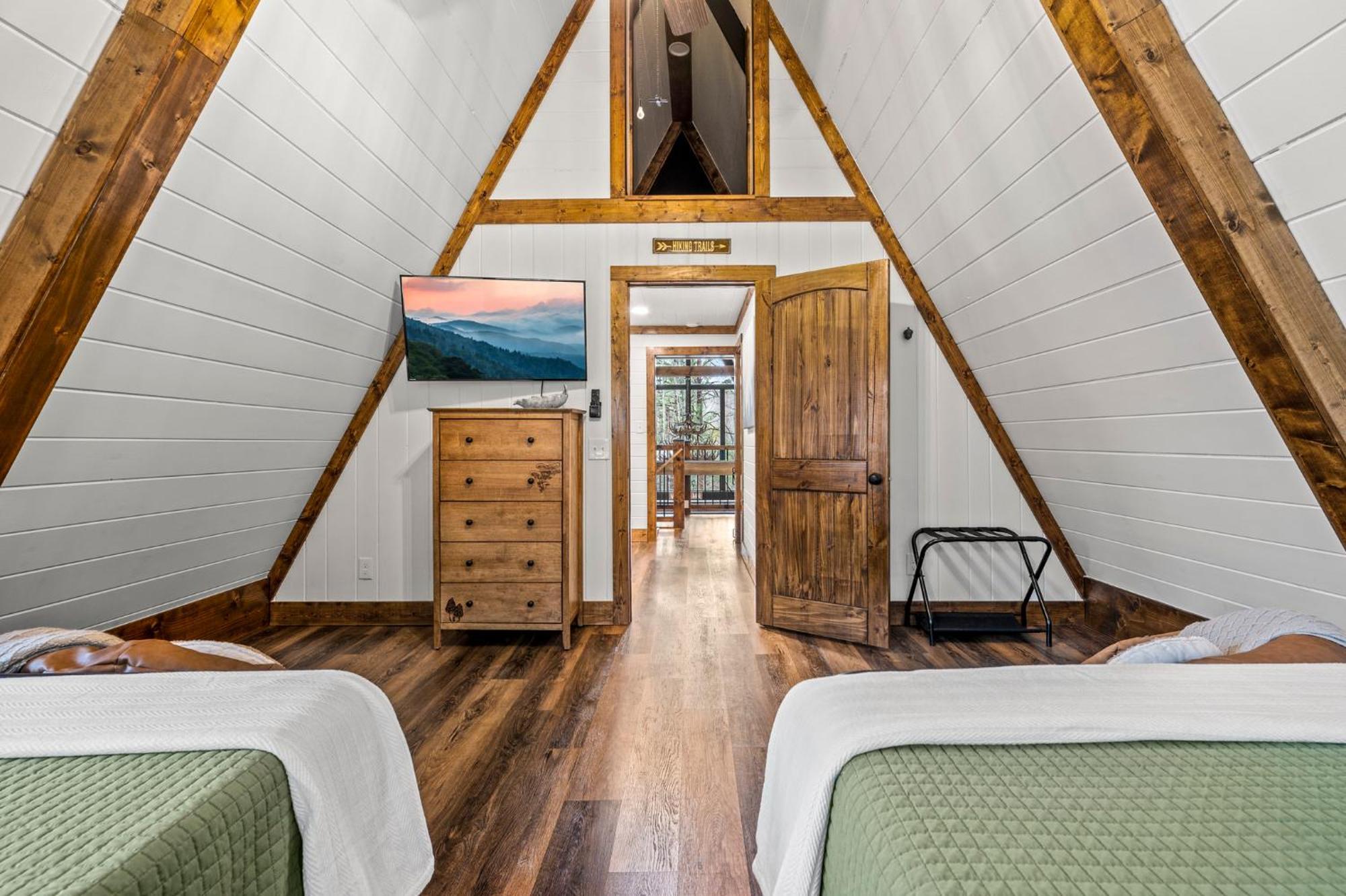 1Mile Downtown, Handicap Ramp, Hot Tub, Game Room Gatlinburg Exterior foto