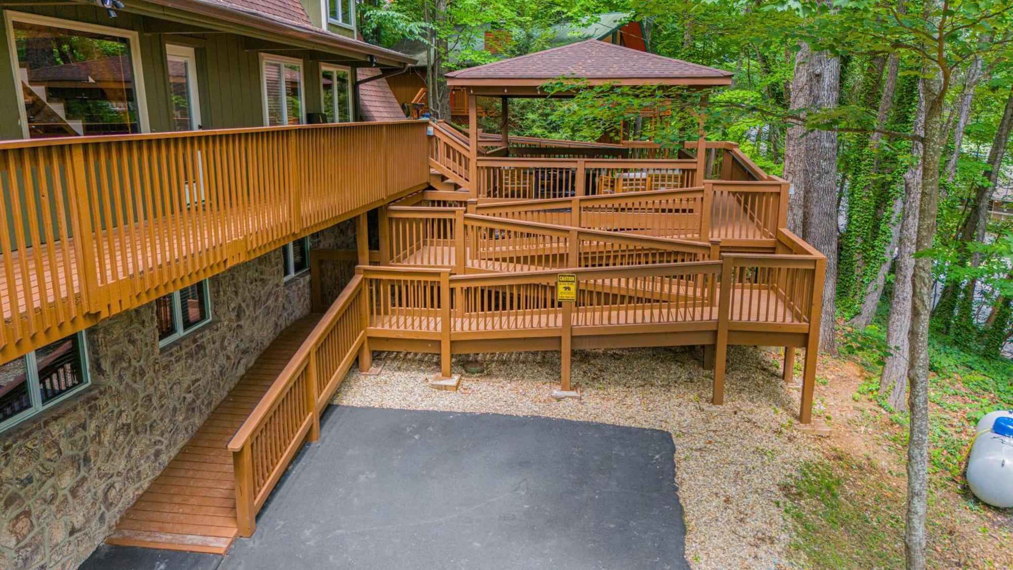 1Mile Downtown, Handicap Ramp, Hot Tub, Game Room Gatlinburg Exterior foto