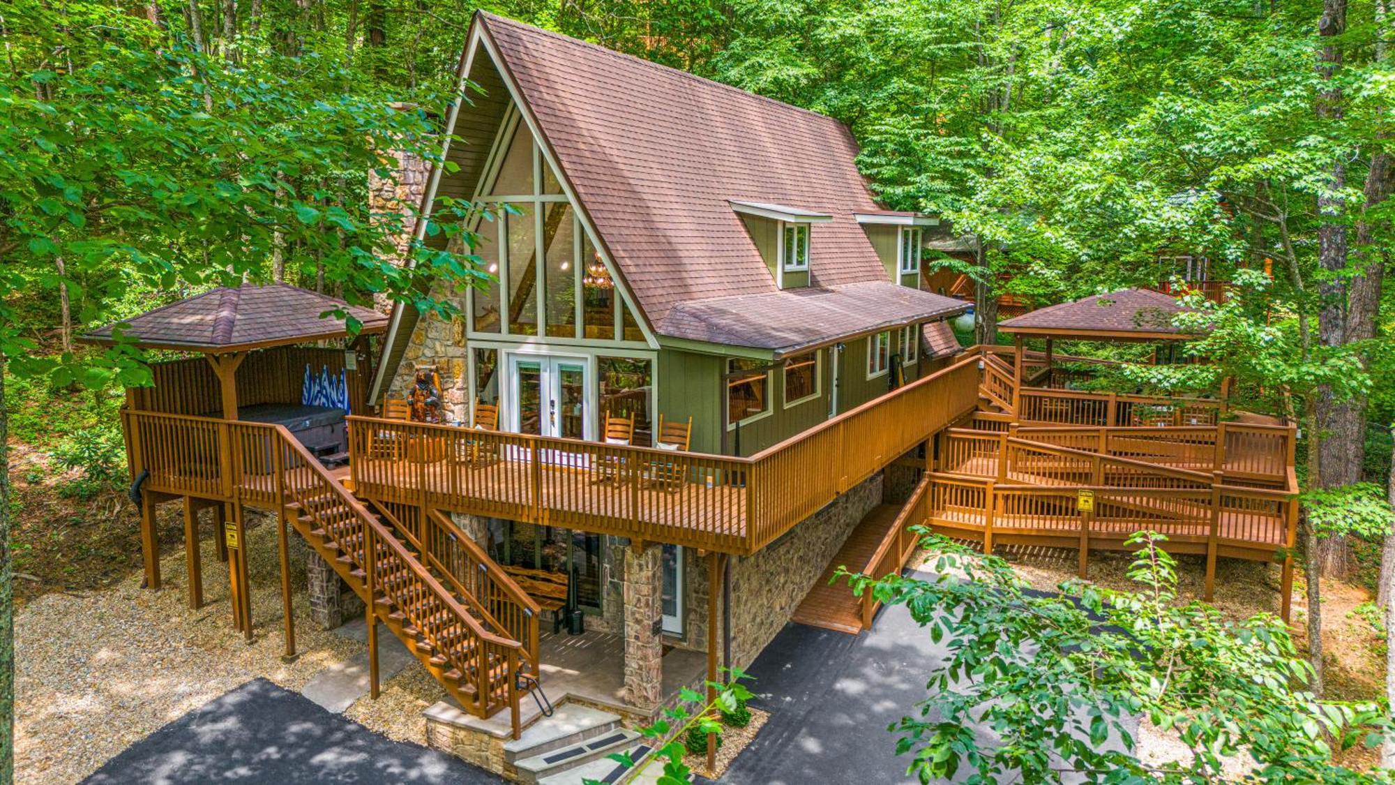 1Mile Downtown, Handicap Ramp, Hot Tub, Game Room Gatlinburg Exterior foto